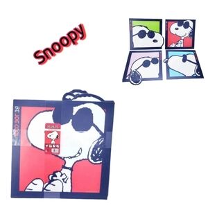 Peanuts Snoopy Set Of 4  kitchen table placemats Best Brands New